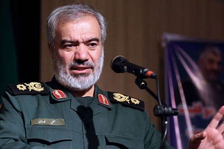همه عالم در جنگ تحمیلی ۱۲ روزه پای کار آمدند اما شکست خوردند